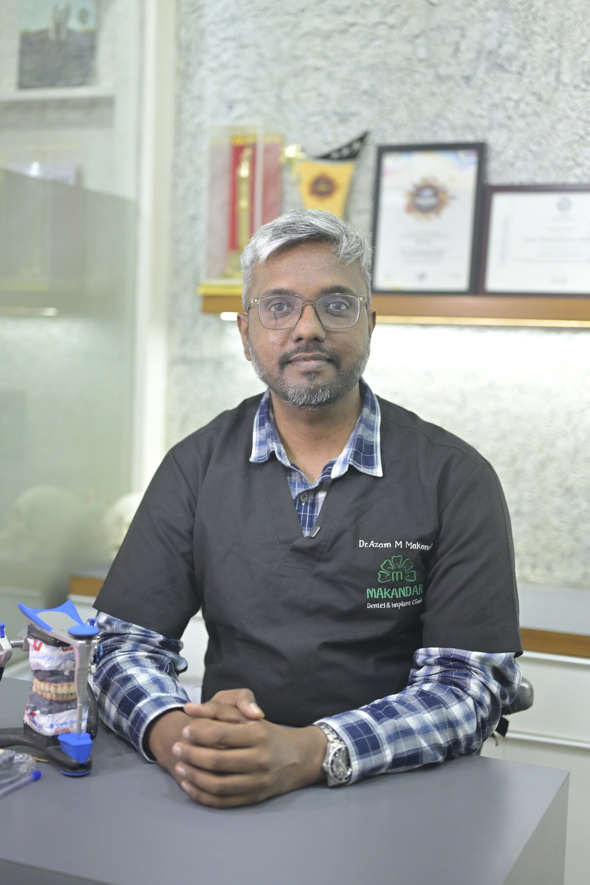 Dr. Azam Makandar